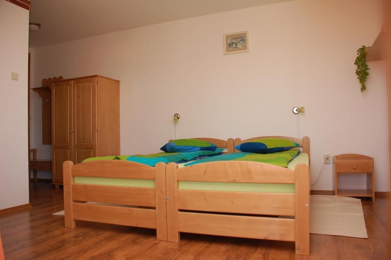 Horizont Panzio Bed & Breakfast Odorheiu Secuiesc Exterior photo